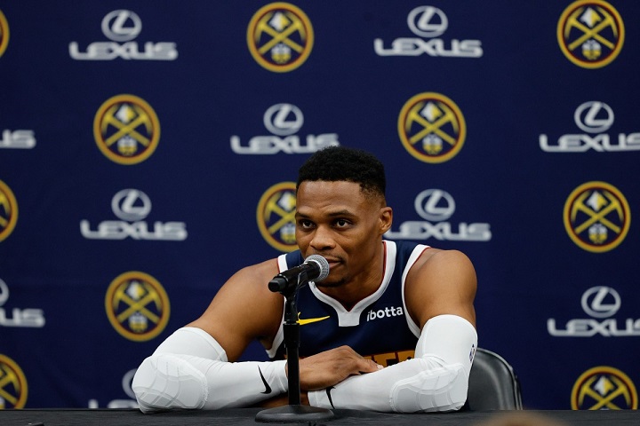 Russell Westbrook ei enää käytä 0-paitaa